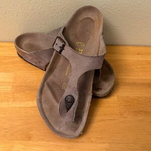 Birkenstock Gizeh Tan Nubuck Leather Sandals, Size 37 (US 7)